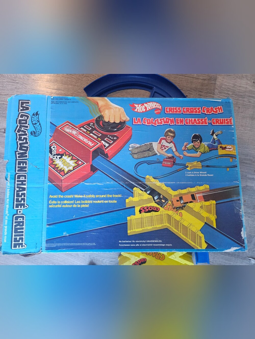 Hot Wheels 1978 Vintage Criss Cross Crash Track Set